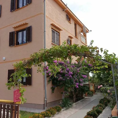 Apartments Miho Appartement *